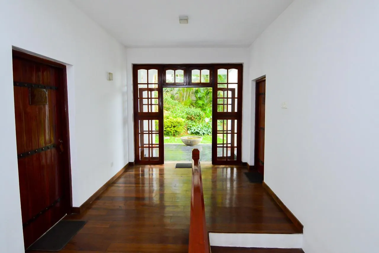 The Richmond Hill Holiday Bungalow Ξενοδοχείο Κάντι 0*,